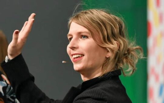 Famous Whistleblower Chelsea Manning to Audit a Bitcoin Incentivized Privacy Software