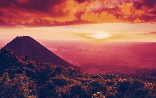El Salvador President: Volcano-Powered Bitcoin Mining Has Begun