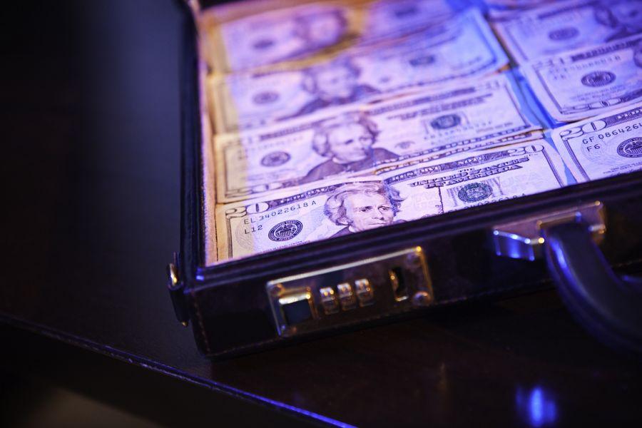 Investments in BTC Keep Growing, in ETH - Dropping, MoonPay Valued at USD 3.4B + More News