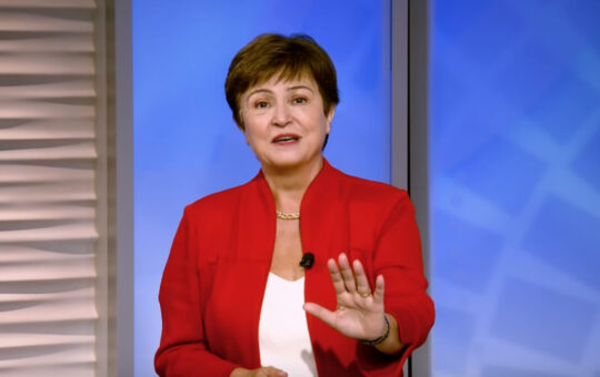 IMF Warns of Dangers of Fed’s Rate Rise, Brazil Says Inflation ‘Won’t Be Temporary in West’