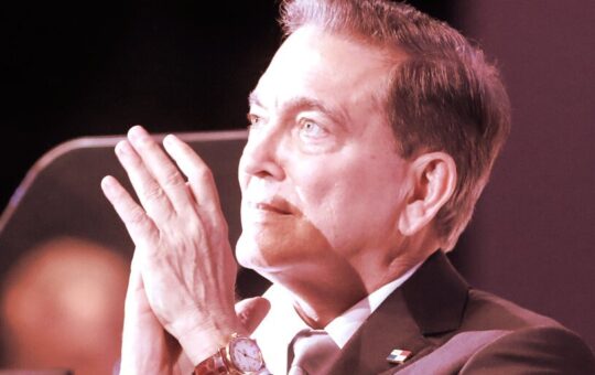 Panama’s President Vetoes Law That Would Have Regulated Bitcoin, Legalized DAOs