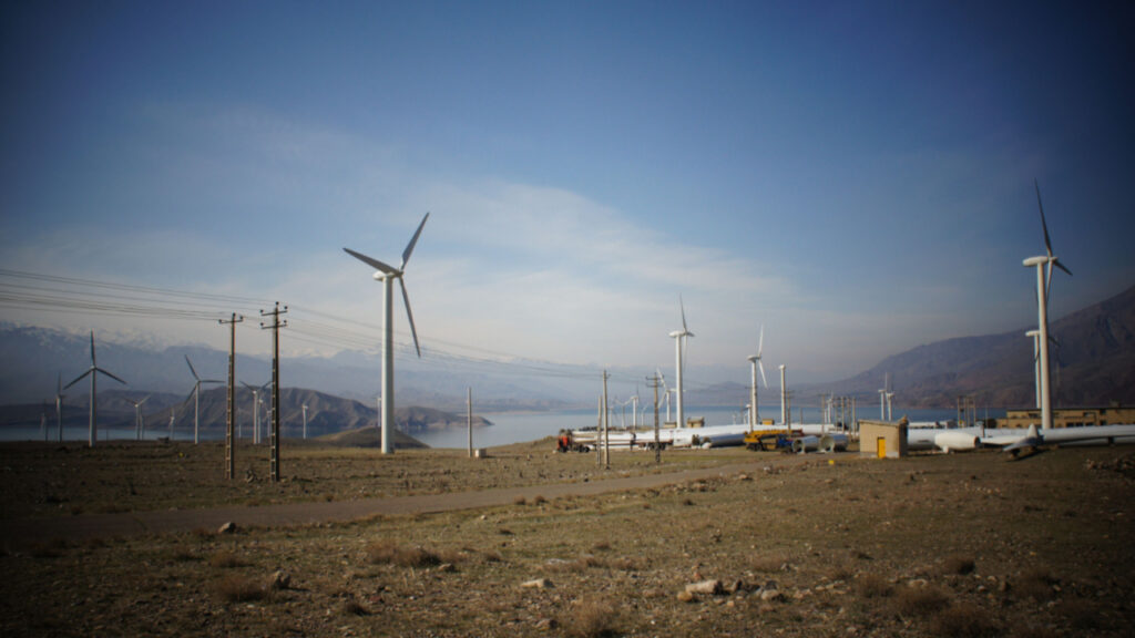 Iran Amends Regulations to Ease Crypto Miners’ Access to Renewable Energy