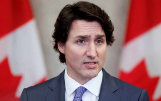 Justin Trudeau Slams Pierre Poilievre for Telling People They Can 'Opt out' of Inflation by Investing in Cryptocurrency