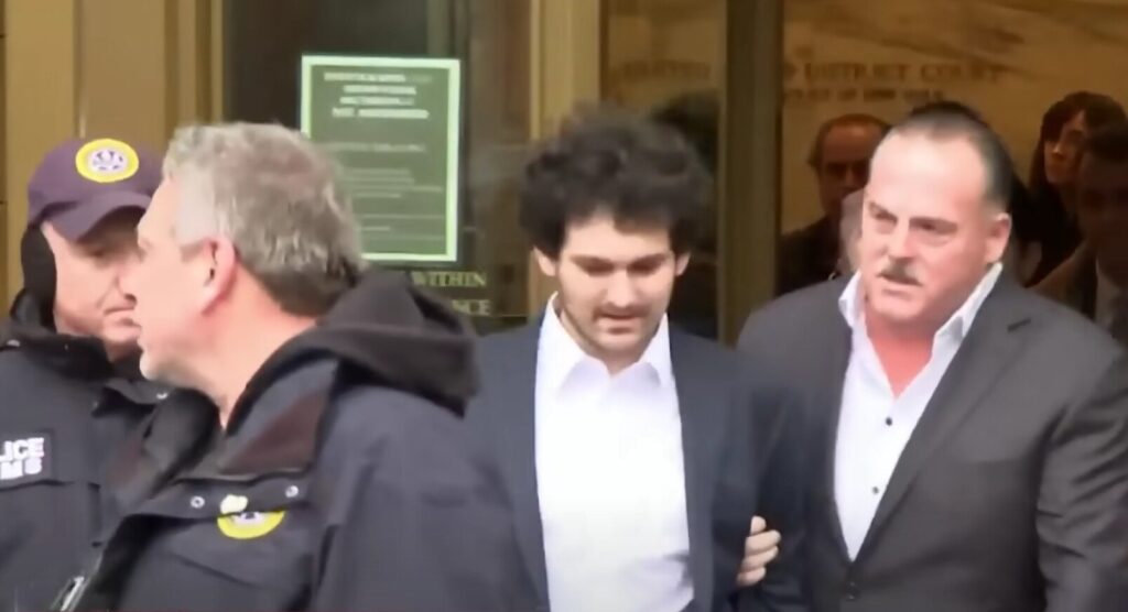 Sam Bankman-Fried Met with Senior Biden Aide Prior to FTX Collapse – What Did They Discuss?