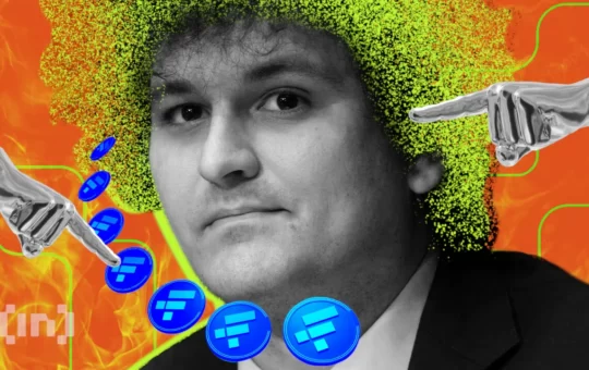 US Prosecutors Want SBF Banned From Signal, Contacting FTX Employees