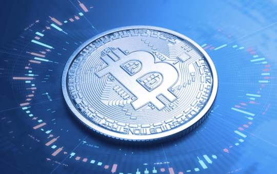 Bitcoin Is Pumping—But It’s Not Yet 'Decoupling' From Stocks, Analysts Say