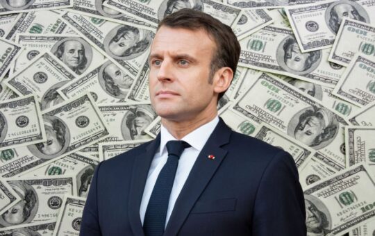 emmanuel macron us dollar