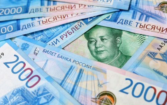 russia chinese yuan