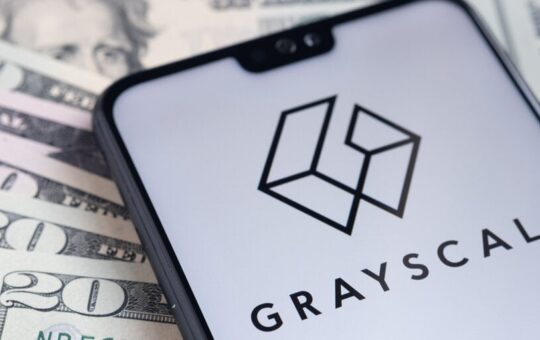 Grayscale Shifts $1 Billion in Ethereum to Coinbase Ahead of US ETF Trading Debut
