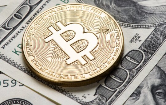 Bitcoin Jumps to $105,000 as Fed Fears Fade