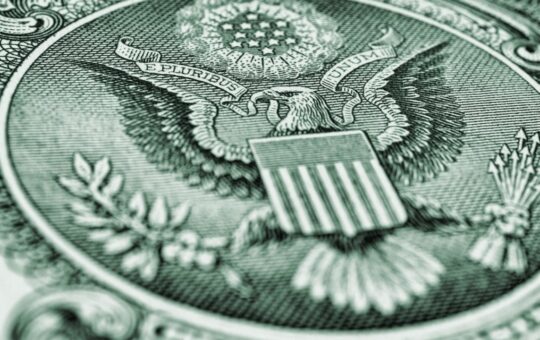 ‘Anti-American’ Stablecoin Regulation Push Sparks Outrage Among Crypto Industry Leaders