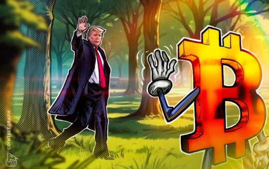 Bitcoin dominance drops below 50% as Trump touts crypto reserve plan