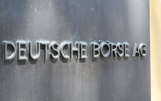 Deutsche Börse Launches Crypto Custody With Clearstream for Institutional Investors