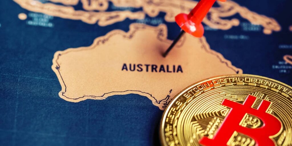 Australian Senator Slams Bitcoin as 'Ponzi Scheme'