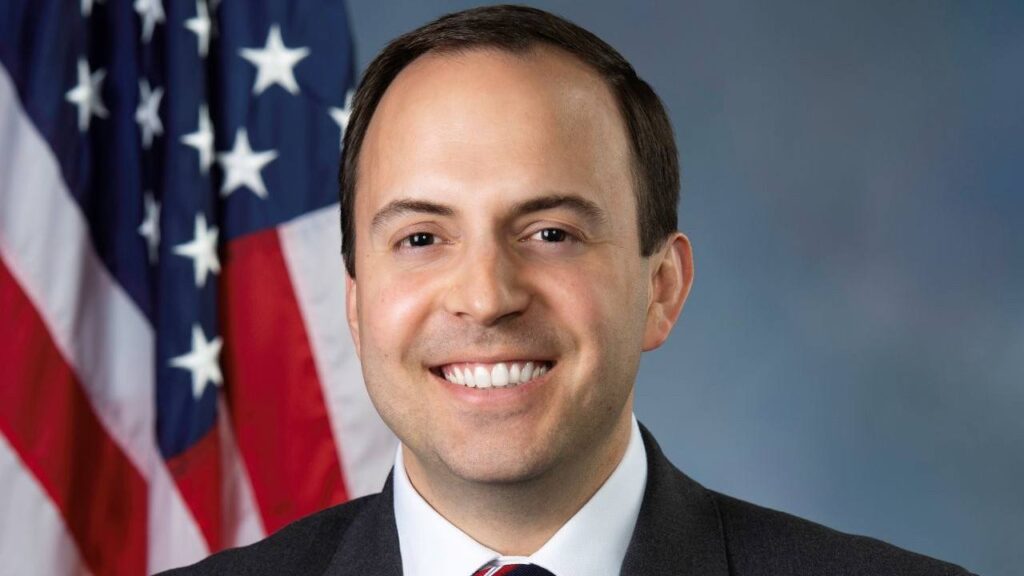 Texas Congressman Wants Crypto ATMs in Federal Government Buildings