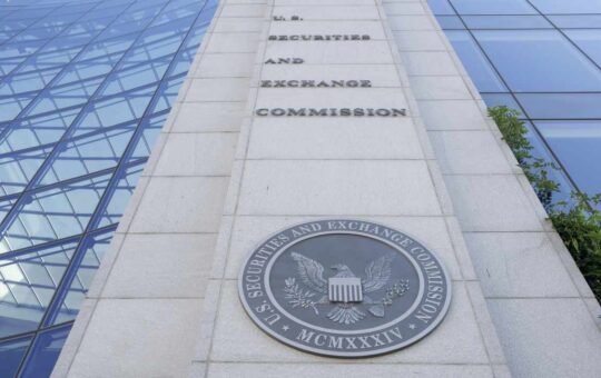 SEC Chair Champions Self-Custody Rights—New Exemption Could Fuel Crypto Boom