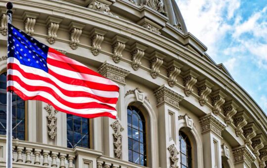 US Lawmakers Set September Deadline for Crypto Laws, Vow Global Leadership