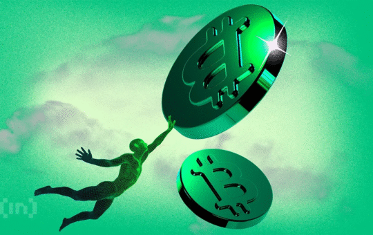 Bitcoin Slides as ETF Inflows Reverse and Network Activity Dips