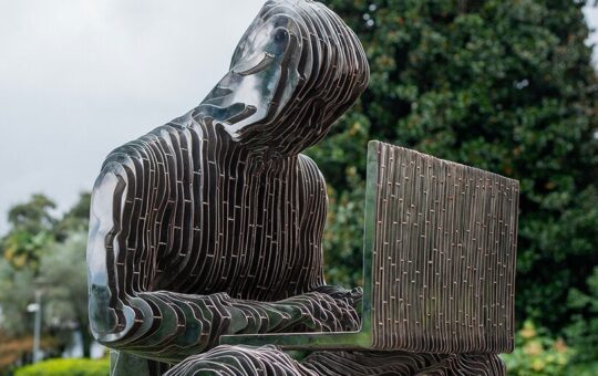 Bitcoin Creator Satoshi Nakamoto Statue Recovered from Lake Lugano After Vandalism