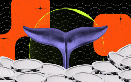 Crypto Whales Panic Sell ETH, HYPE & PUMP Amid Market Crash