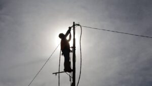 Paraguay Convicts Two Bitcoin Miners to Jail Sentences for Large-Scale Energy Theft
