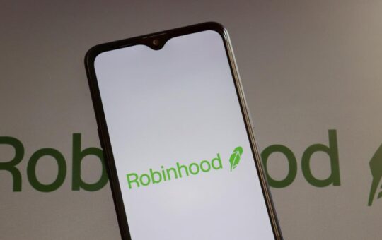 Robinhood Pulls in $1.31B Q2 Revenue as 44% Trading Surge Fuels Record Profit
